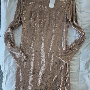 Elegant Sequin Dress in Rose Gold